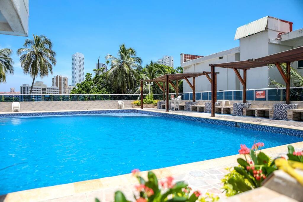 Moderno Privado Con Piscina Apartamento